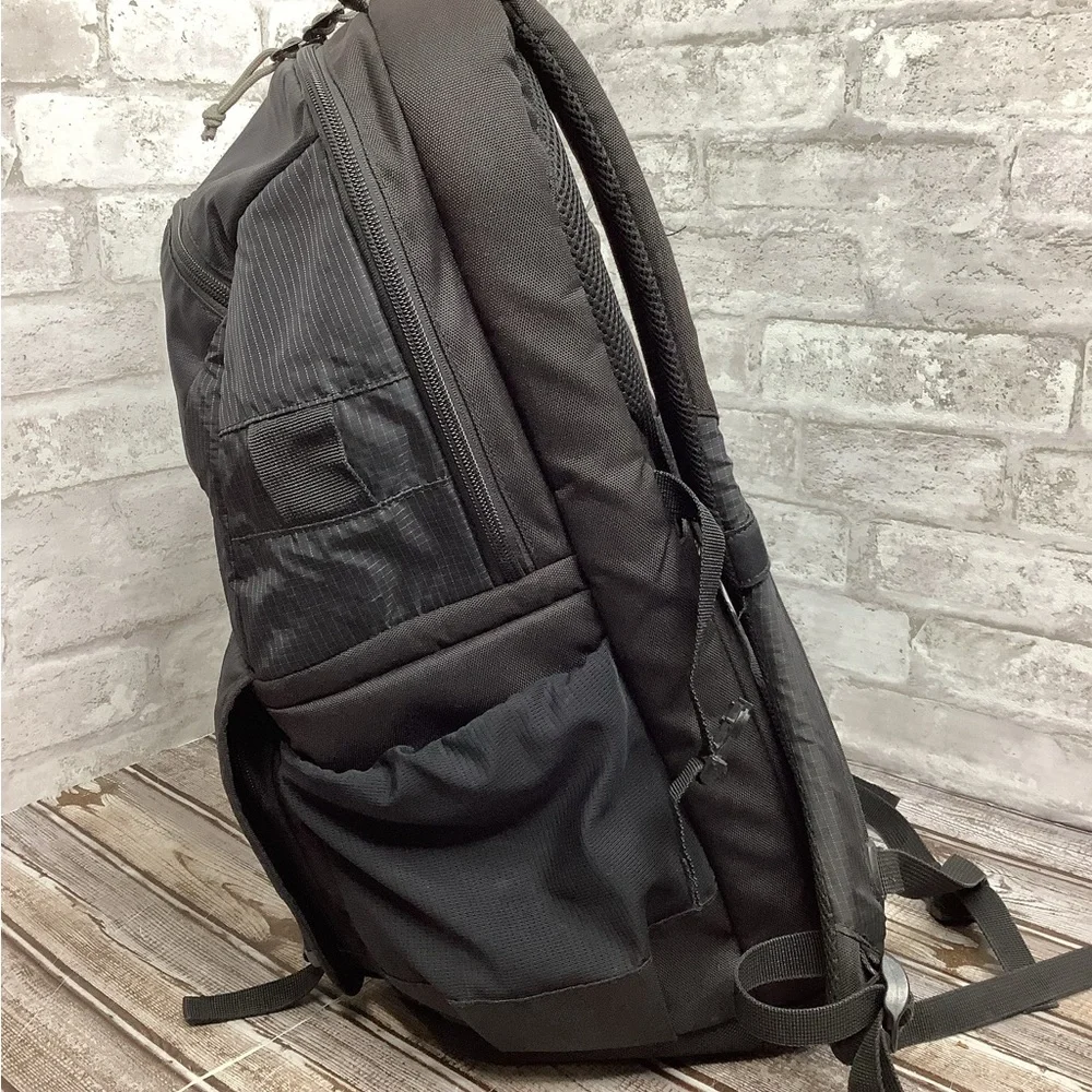 Lowepro Fastpack BP 250 AW II Camera Backpack Gray Black Photography Bag Travel